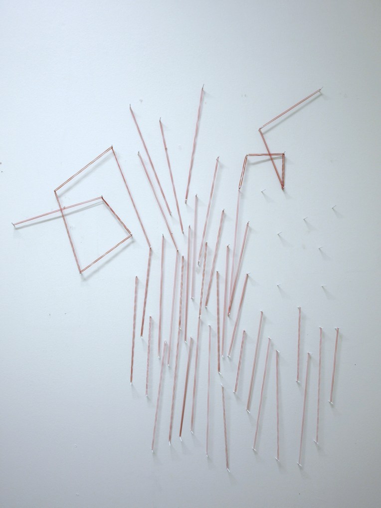 Untitled, kuminauhat ja naulat/rubberbands and nails, 2011